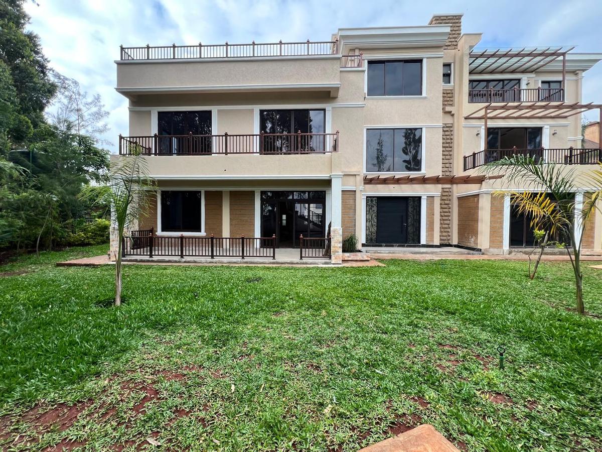6 Bed Townhouse with En Suite in Karen - 4