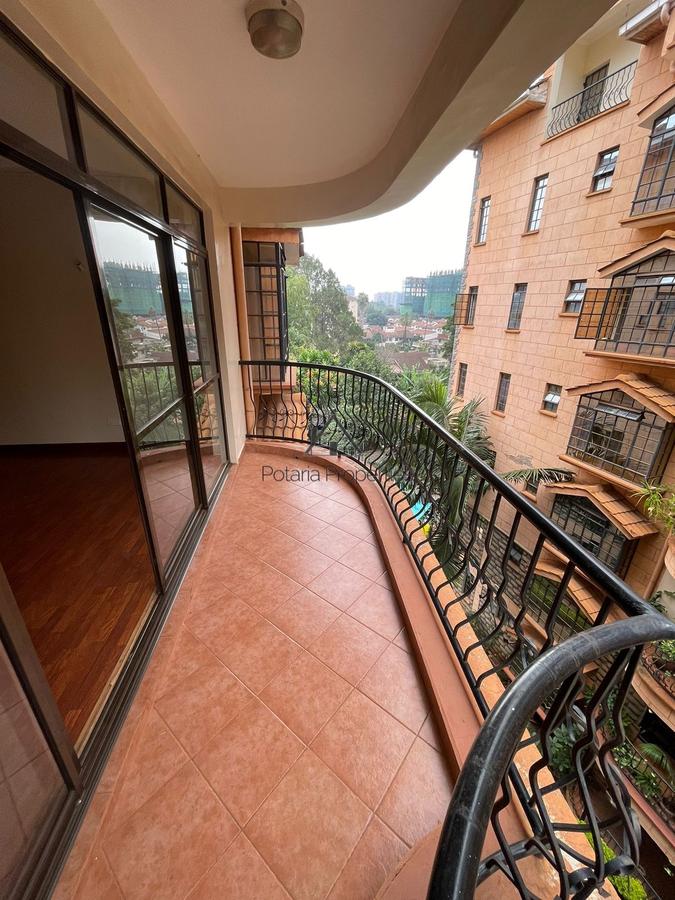 3 Bed Apartment with En Suite in Westlands Area - 12