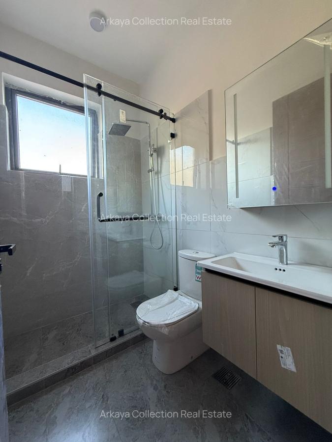 6 Bed Townhouse with En Suite in Lavington - 5