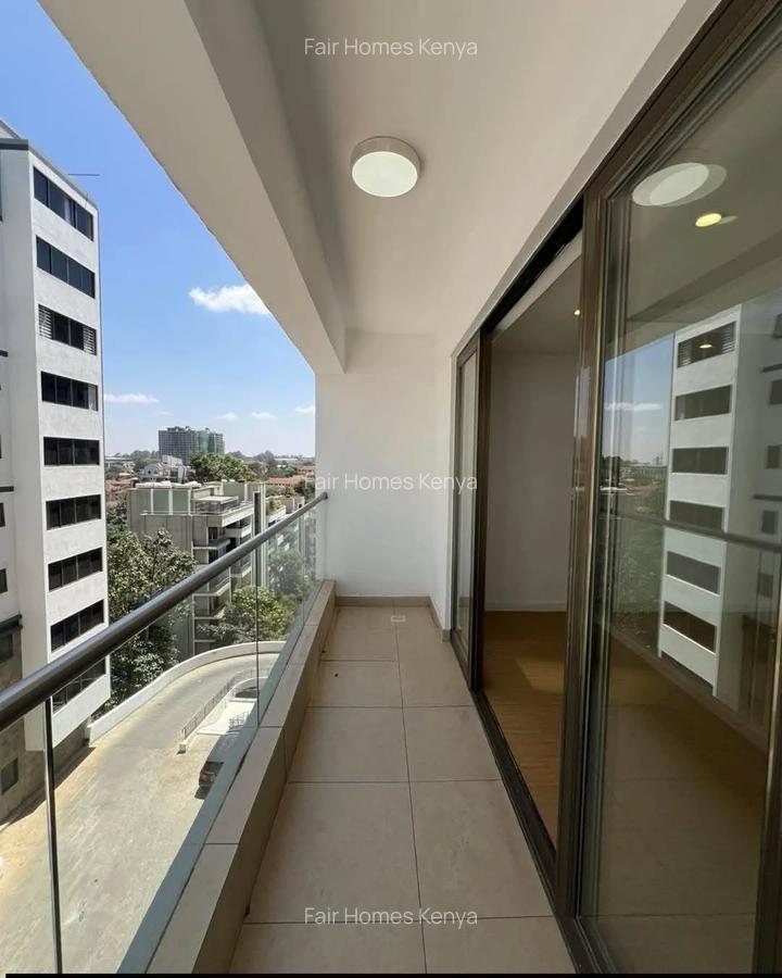 4 Bed Apartment with En Suite at Hatheru Road - 5