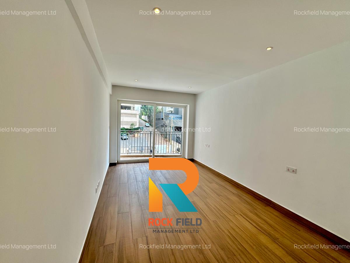 2 Bed Apartment with En Suite in General Mathenge - 11