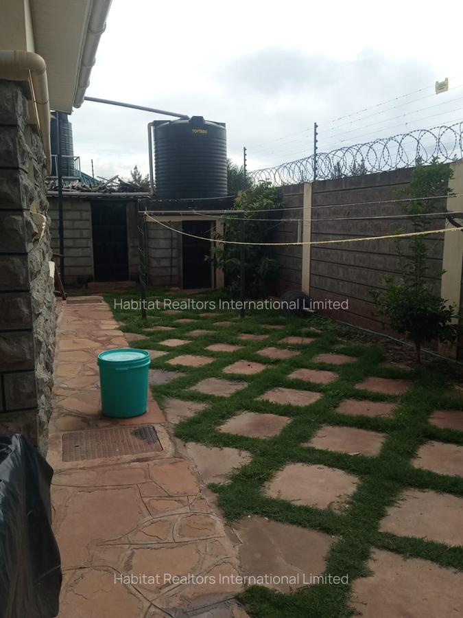 4 Bed Townhouse with En Suite at Chuna - 17