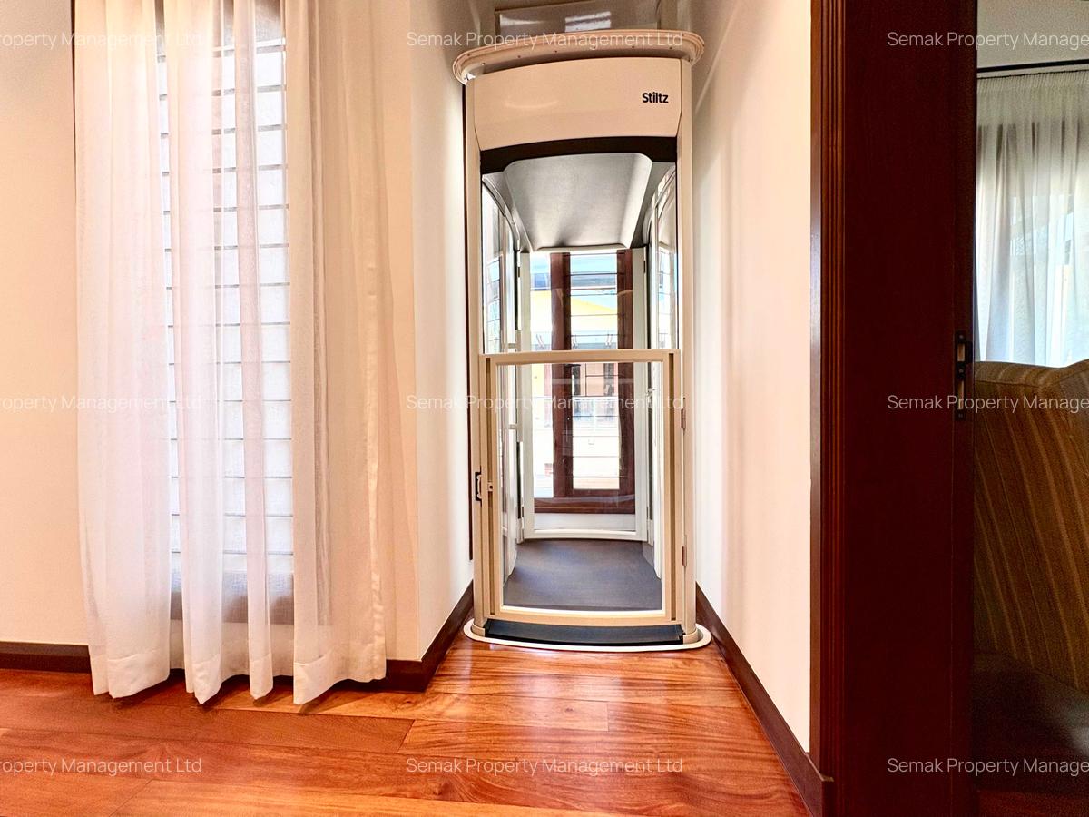 4 Bed Villa with En Suite at Tala Road - 19