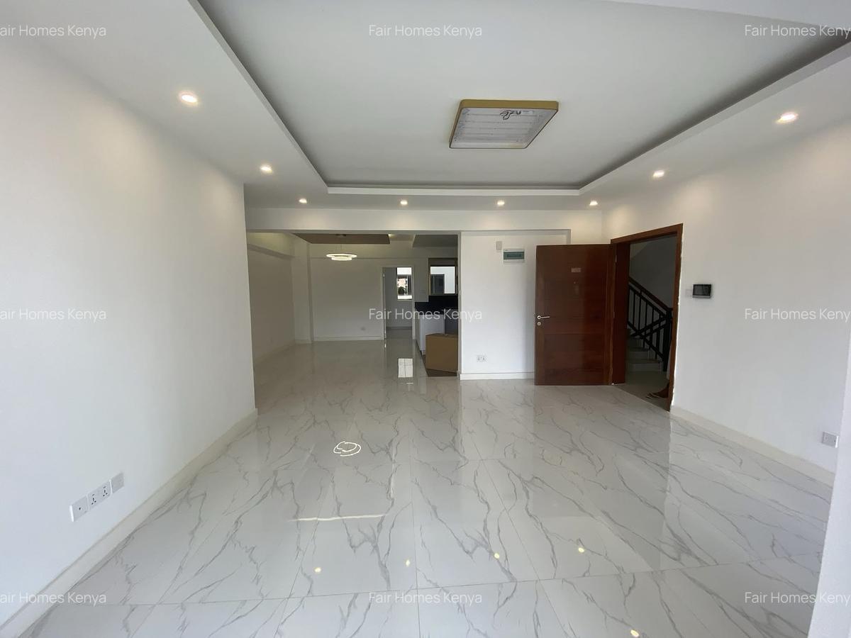 4 Bed Apartment with En Suite at Othaya Road - 13