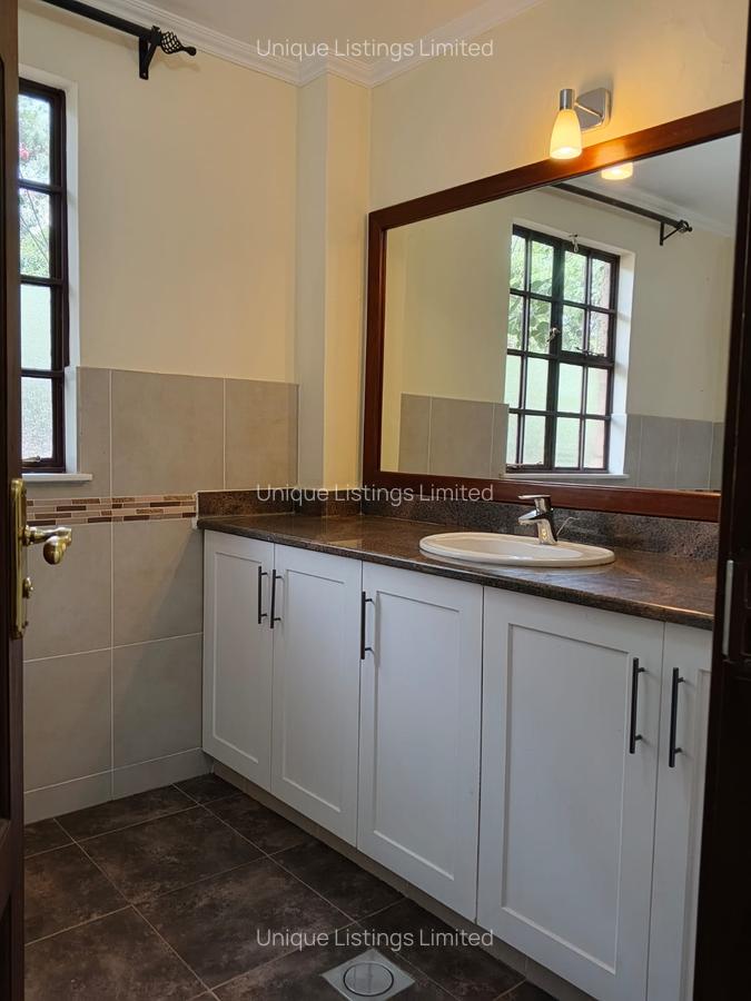 5 Bed Villa with En Suite in Karen - 7