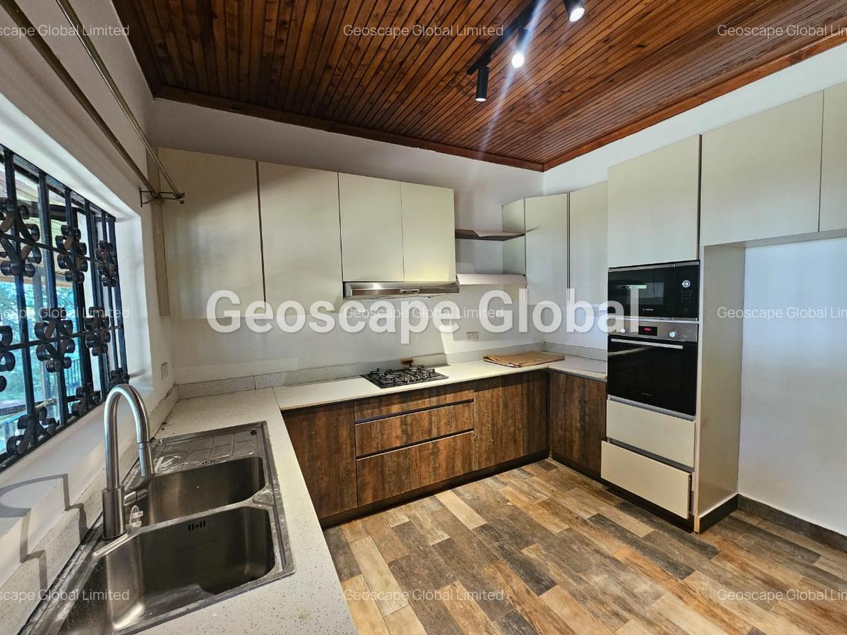 4 Bed House with En Suite in Thigiri - 12