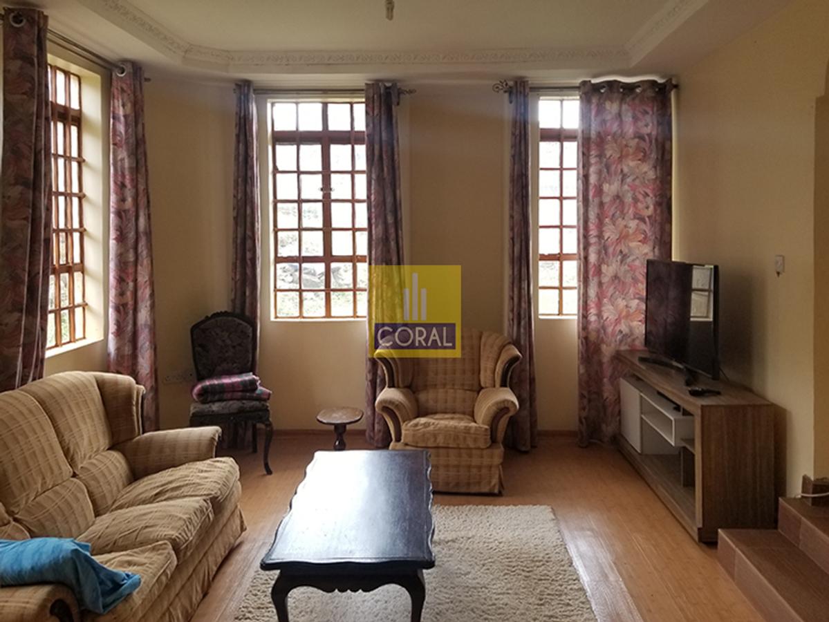 4 Bed House with Garden in Banana - 3