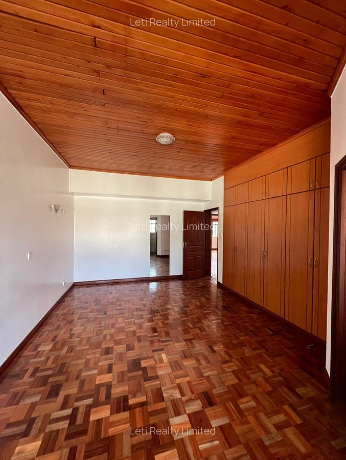 5 Bed Townhouse with En Suite in Lavington - 8