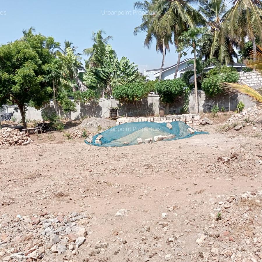 Land in Nyali Area - 2