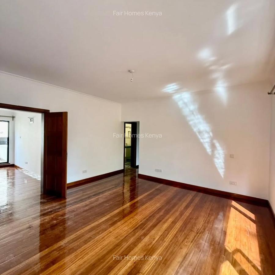 4 Bed Townhouse with En Suite at Othaya Road - 12