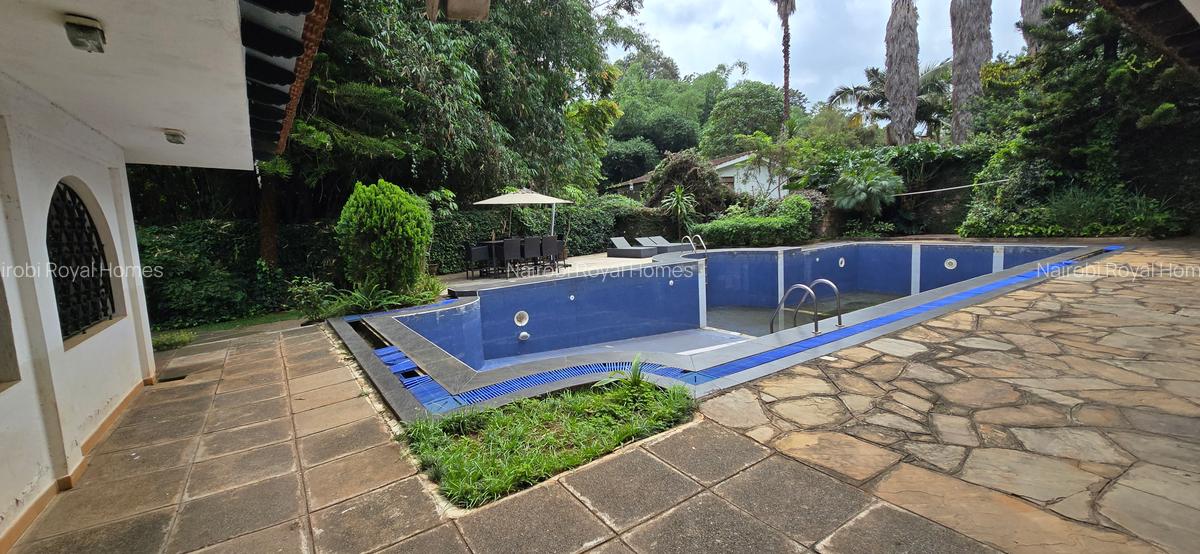 4 Bed Townhouse with En Suite at Lavington Green - 3