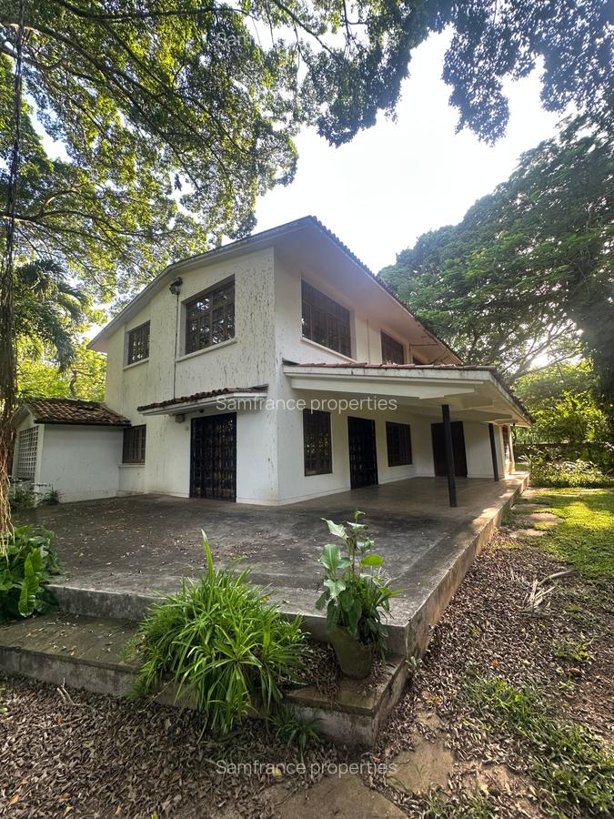 4 Bed Townhouse with En Suite at Moyne Drive - 9