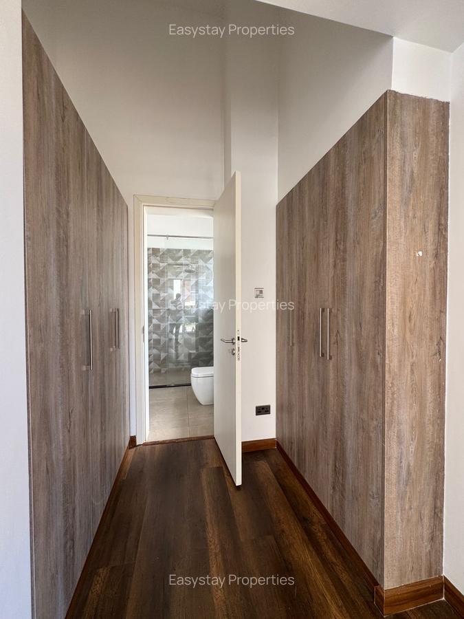 4 Bed Townhouse with En Suite in Lavington - 8