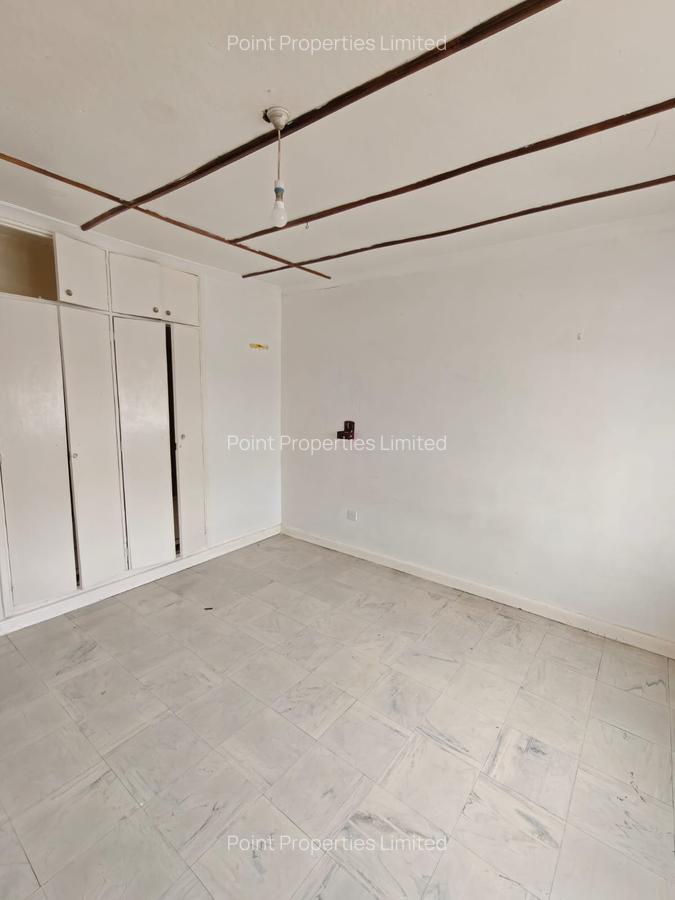 4 Bed Townhouse with Staff Quarters in South C - 11