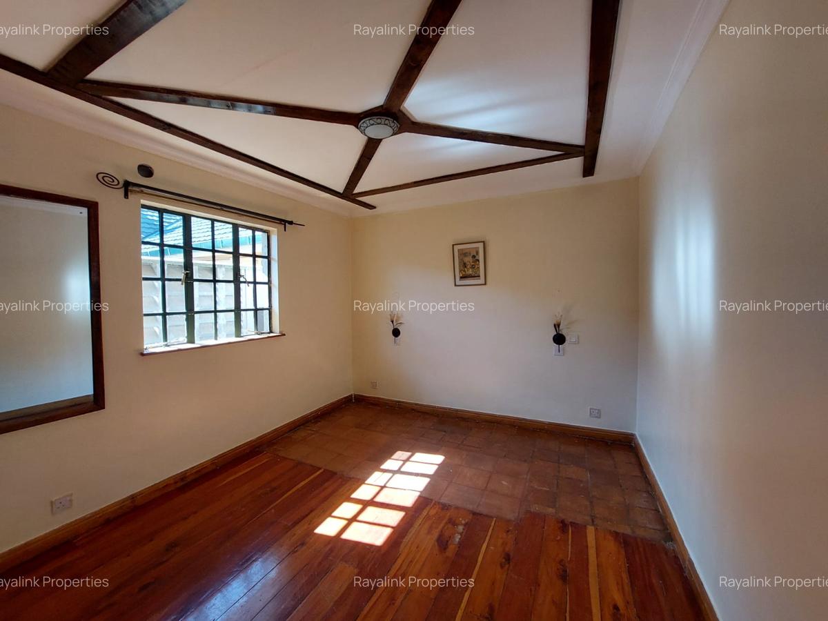 2 Bed House with Garden at Karen - 5