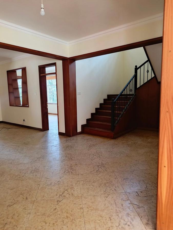 5 Bed House with Staff Quarters in Nyari - 10