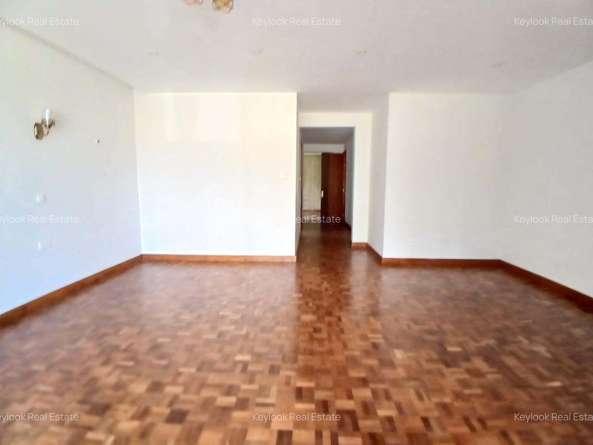 5 Bed Townhouse with En Suite at Lavington Green - 6