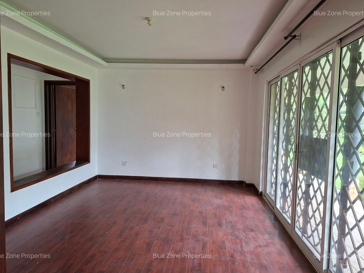 5 Bed Townhouse with En Suite at Off Ruaka Rd - 6