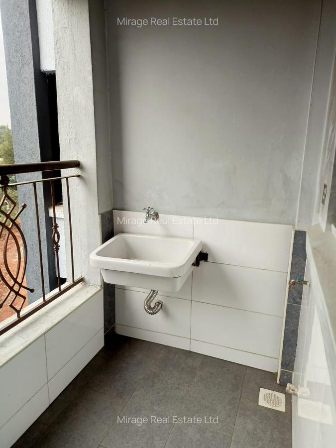 3 Bed Apartment with Gym in Garden Estate - 6