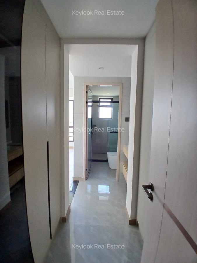 3 Bed Apartment with En Suite at Riverside Drive - 13