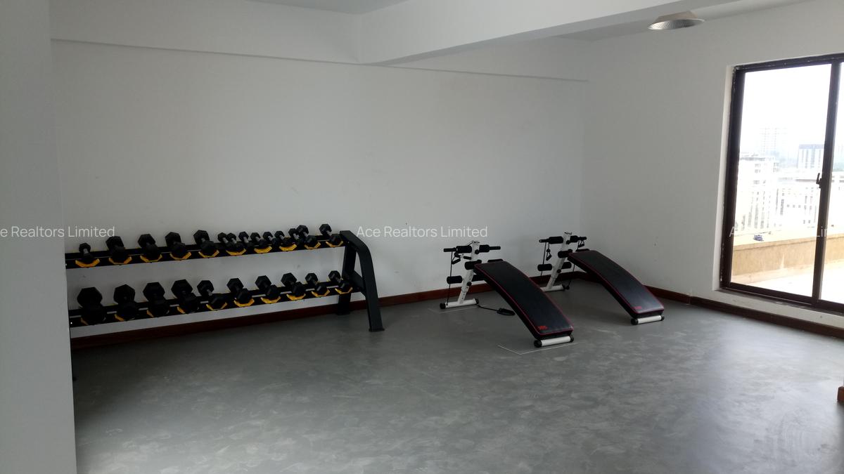 1 Bed Apartment with En Suite at Dennis Pritt Rd - 11