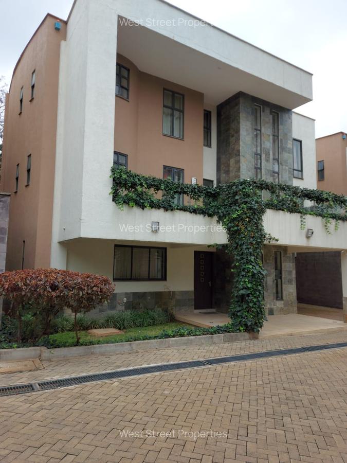5 Bed Villa with En Suite at Lavington - 2
