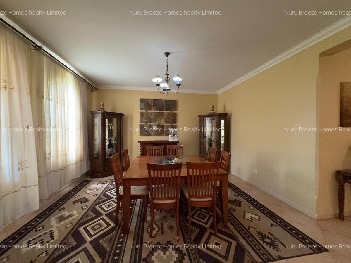 5 Bed House with En Suite in Runda - 3