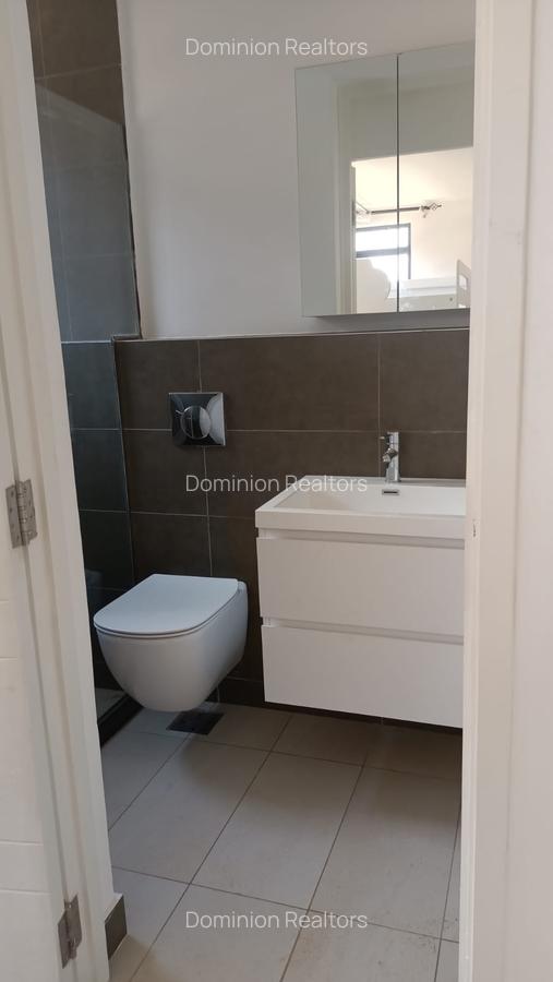 4 Bed Townhouse with En Suite in Westlands Area - 11