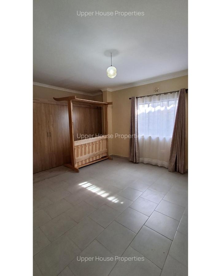 5 Bed House with En Suite in Nanyuki - 8