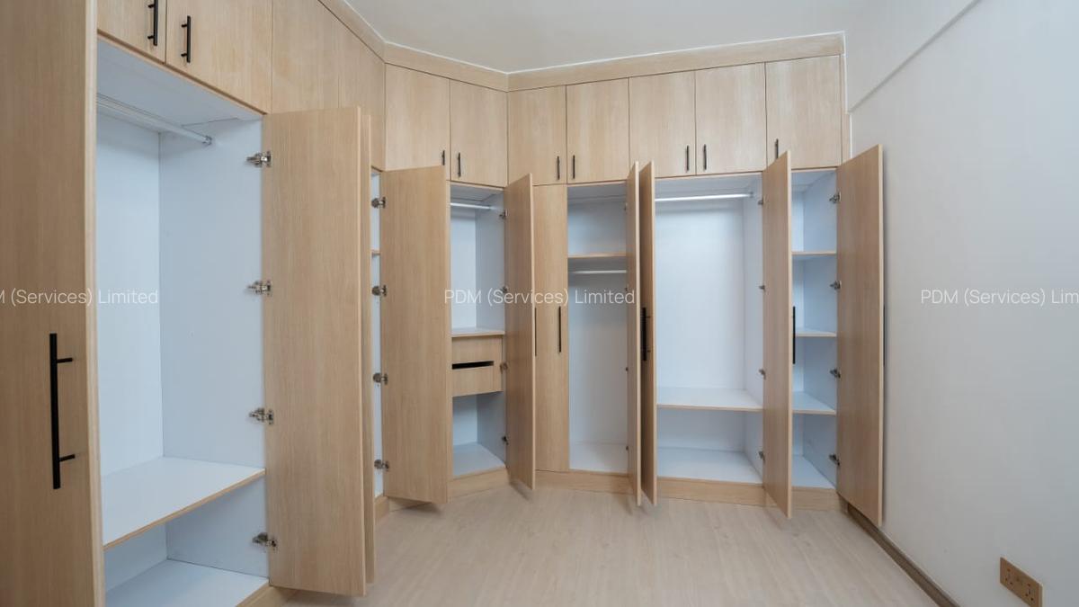 4 Bed Apartment with En Suite at Ole Dume Road - 5