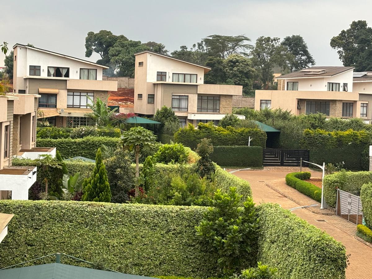 4 Bed Villa with En Suite in Kiambu Road - 12