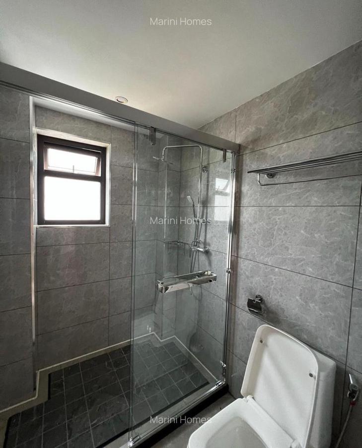 3 Bed Apartment with En Suite in Riverside - 15