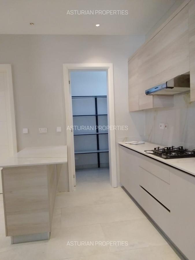 5 Bed Townhouse with En Suite in Waiyaki Way - 13