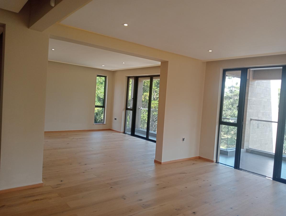 6 Bed House with En Suite at Nyari - 4