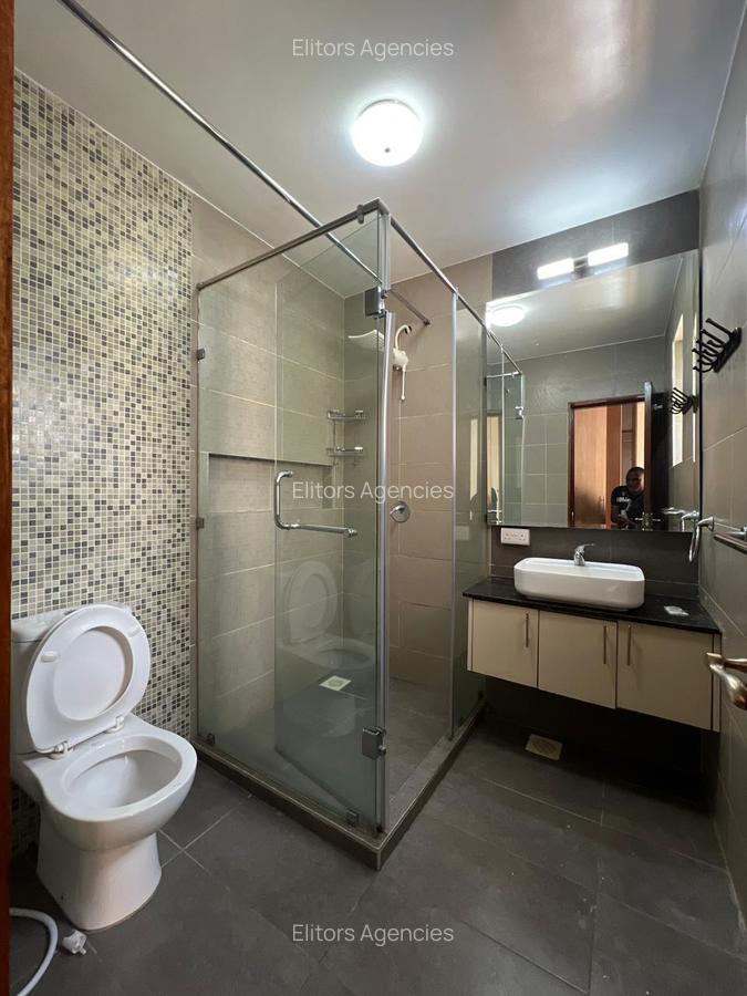 3 Bed Apartment with En Suite at Othaya Road - 15