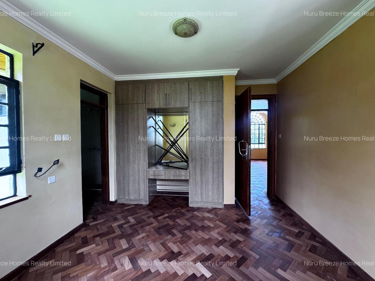 5 Bed Townhouse with En Suite in Runda - 10