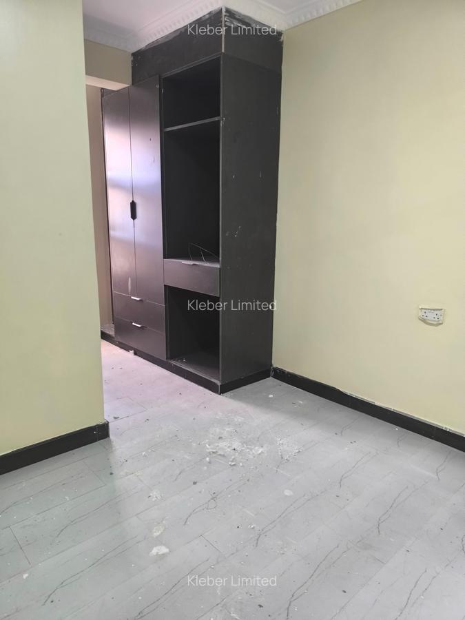 4 Bed Townhouse with En Suite at Western Bypass - 14