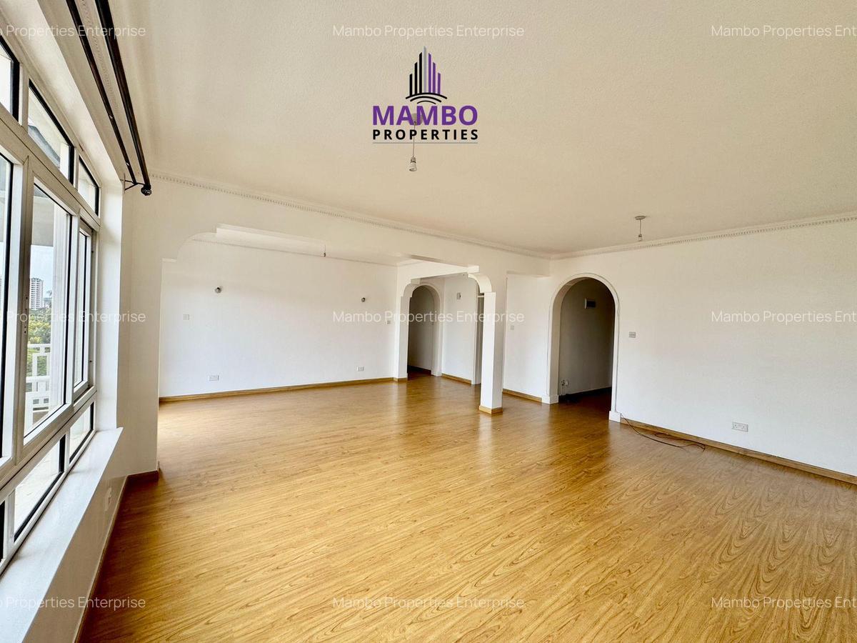 3 Bed Apartment with En Suite at School Lane. - 2