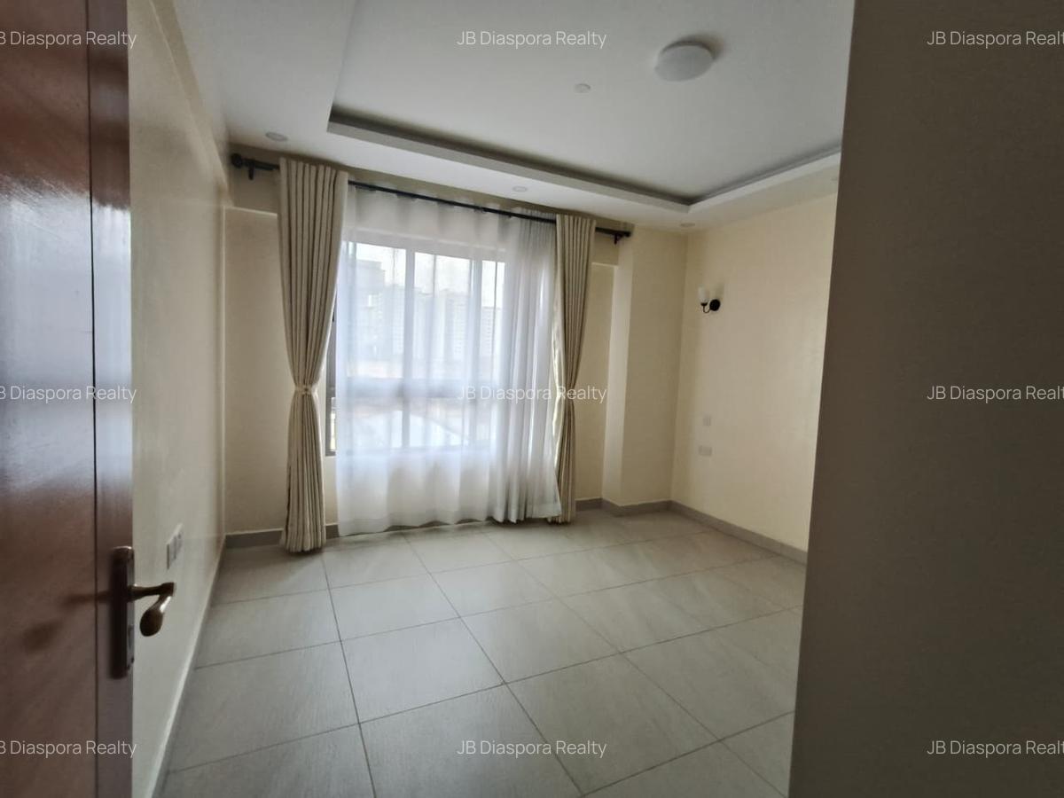 2 Bed Apartment with En Suite at Wood Avenue - 7