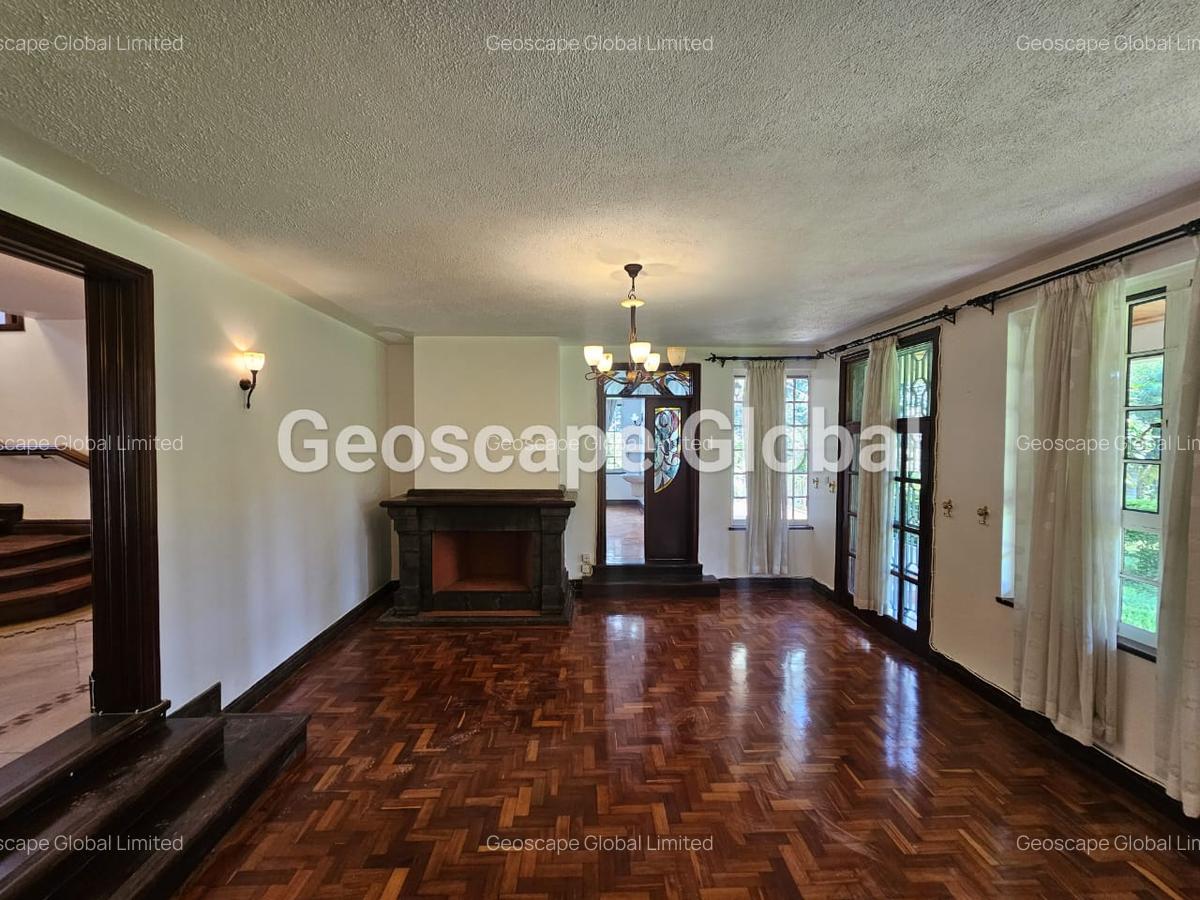 5 Bed House with En Suite in Runda - 6