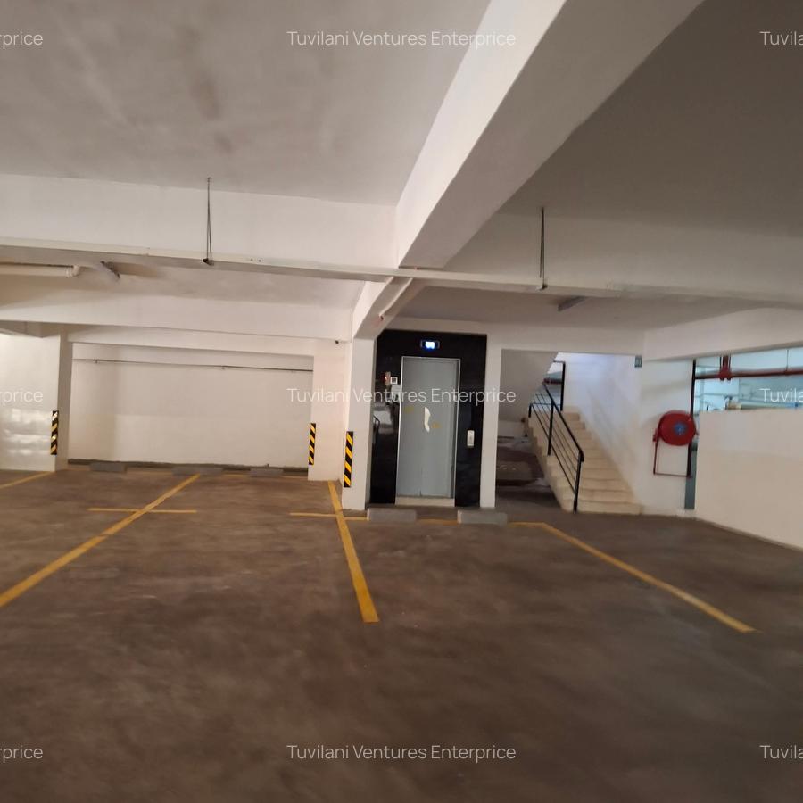 Serviced 3 Bed Apartment with En Suite at Nyali Mombasa - 6