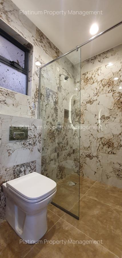 1 Bed Apartment with En Suite at Brookside Gardens - 12