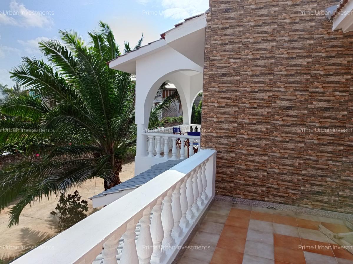 4 Bed Townhouse with En Suite in Shanzu - 14