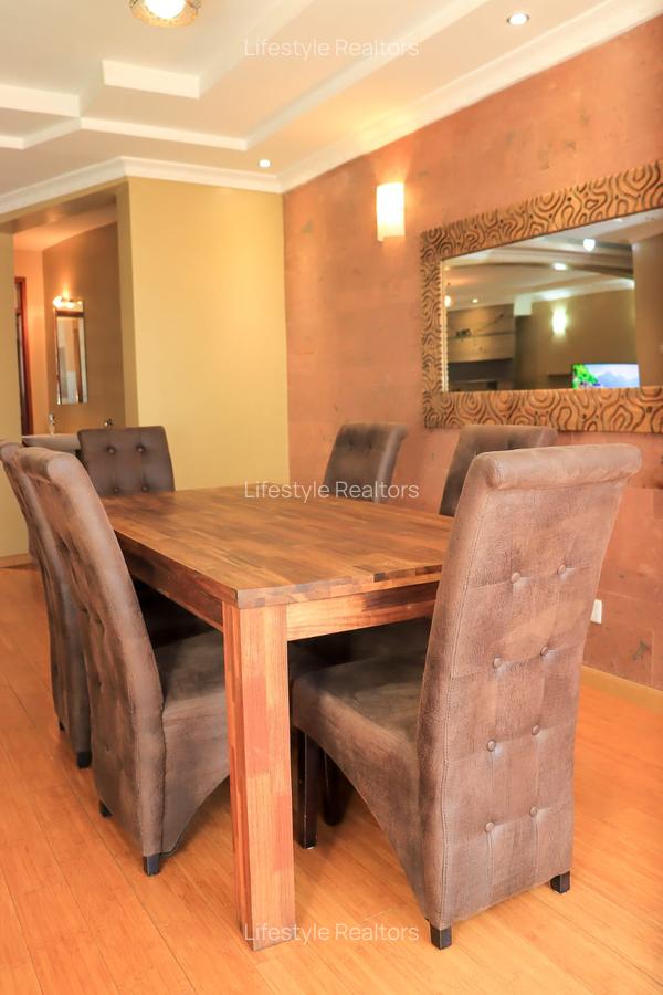 Furnished 3 Bed Apartment with En Suite at Rosewood Avenue - 11