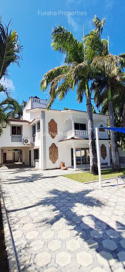 4 Bed Villa with En Suite at Nyali - 5