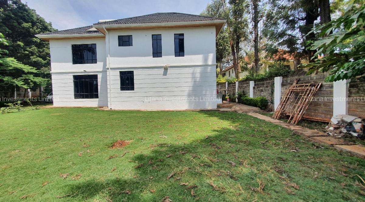 4 Bed House with En Suite at Old Runda - 3