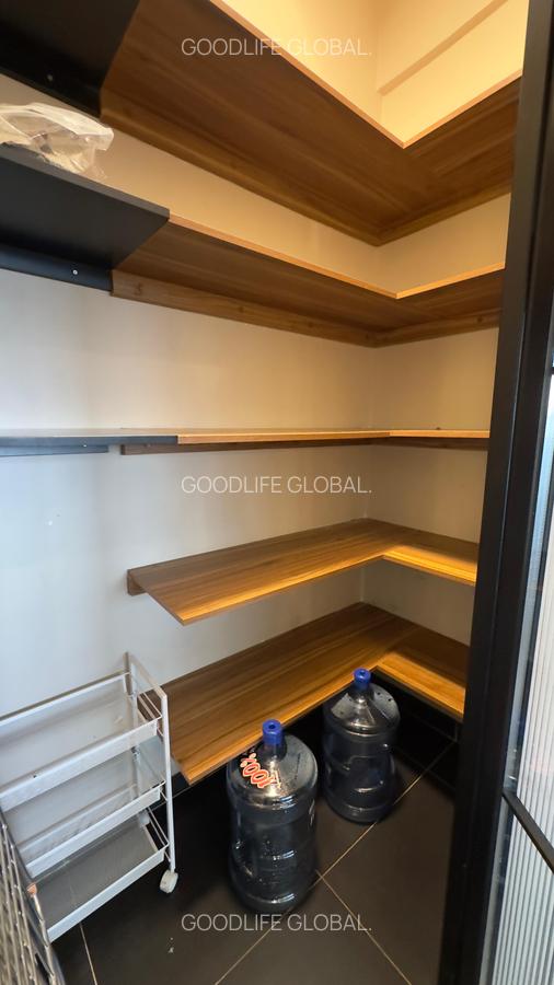 3 Bed Apartment with En Suite at Brookside - 15