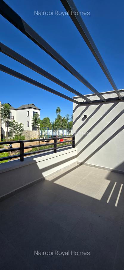 5 Bed Townhouse with En Suite at Palm Valley - 15