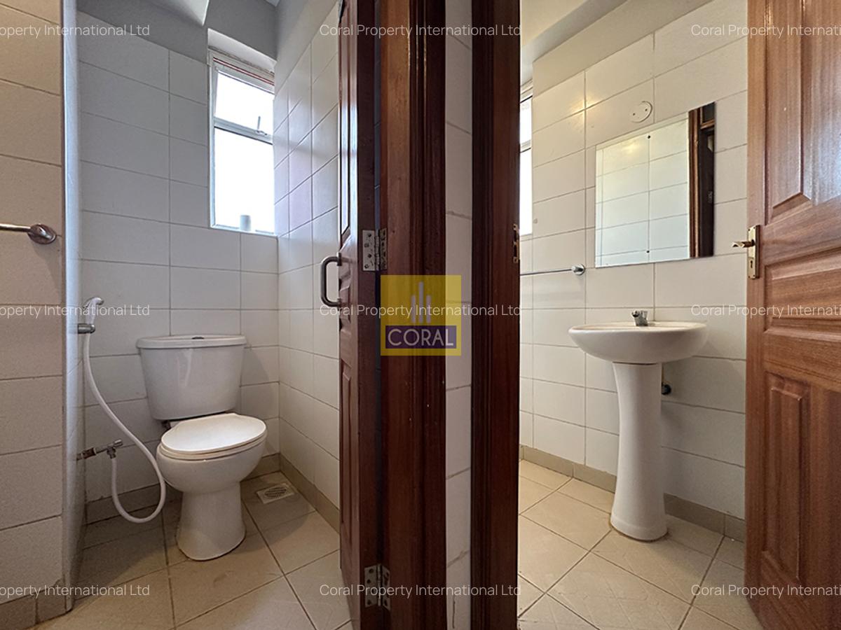 Office in Parklands - 3