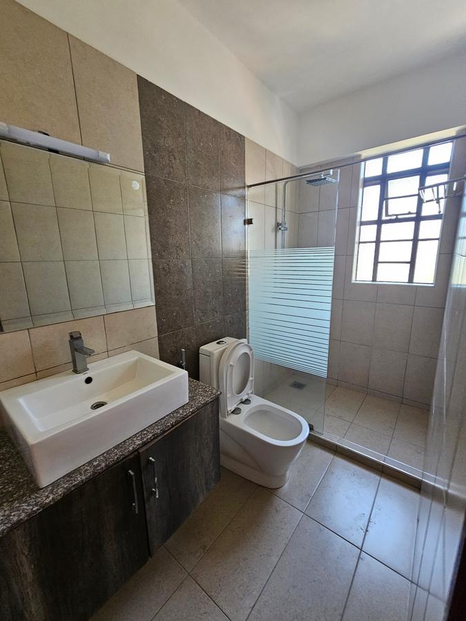 3 Bed Apartment with En Suite at Kilimani - 13